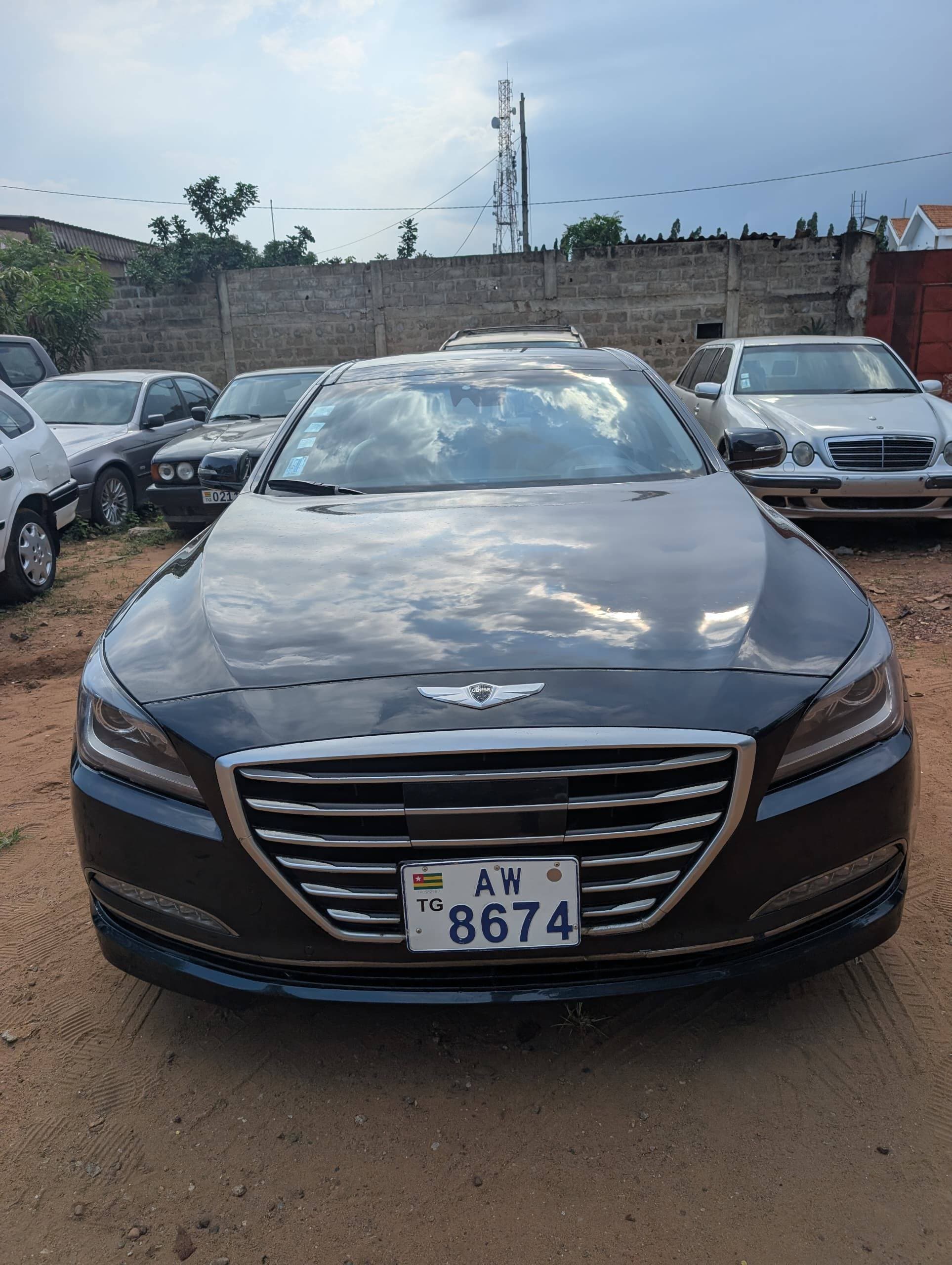 Hyundai Genesis 2015